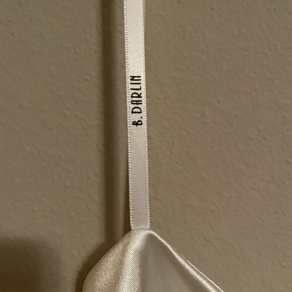 B Darlin, White, Silky, Size 5/6 Strapless, Mini/Midi, Criss/Cross Back Dress - Picture 4 of 9